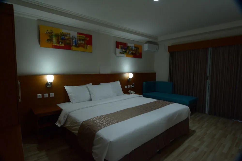 Oyo 3950 The Ratna Hotel Kuta  Kuta (Bali)