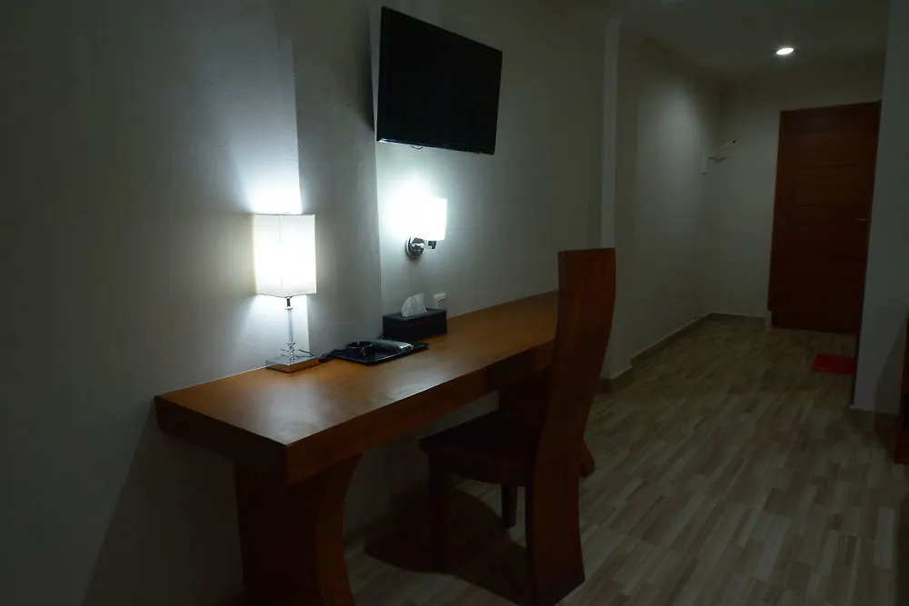 Oyo 3950 The Ratna Hotel Kuta  Indonesia