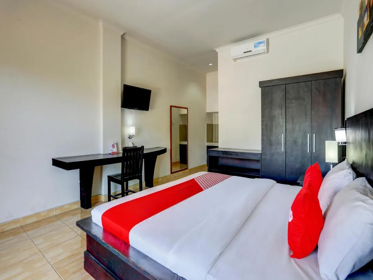 Oyo 3950 The Ratna Hotel Kuta  2*, Kuta (Bali)
