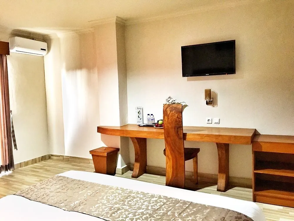 Oyo 3950 The Ratna Hotel Kuta