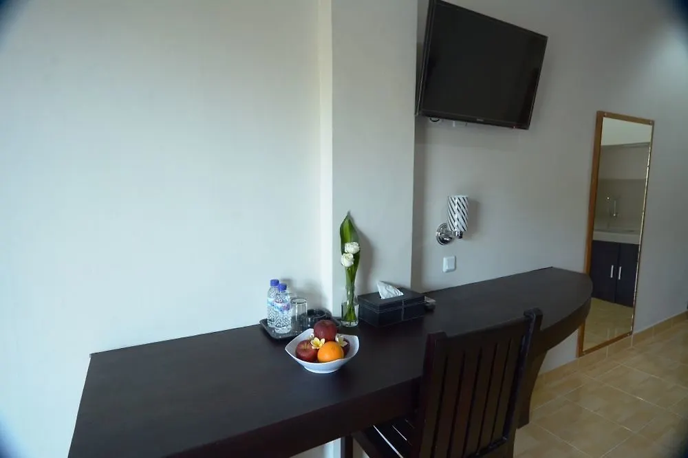Oyo 3950 The Ratna Hotel Kuta
